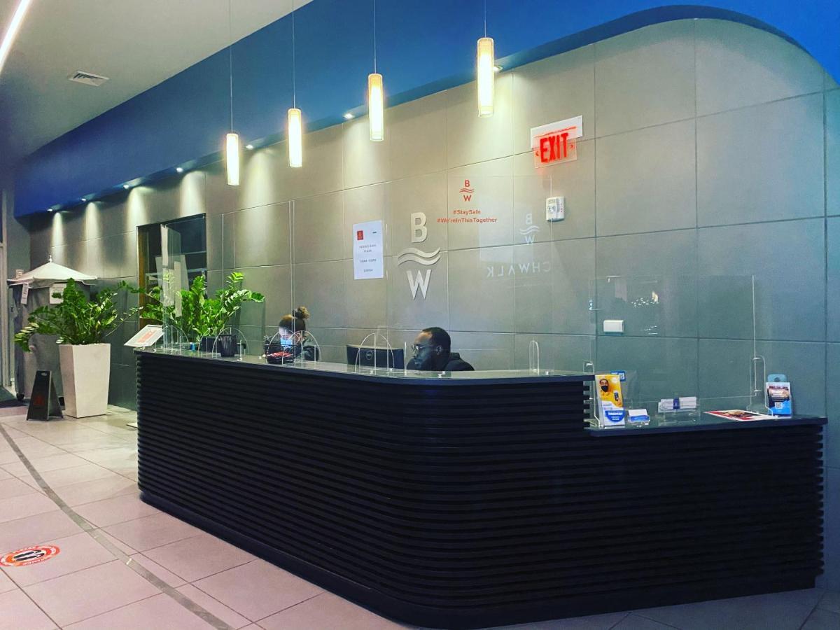 Relaxing Beachwalk Getaway For 4 Guests 405b Hallandale Beach