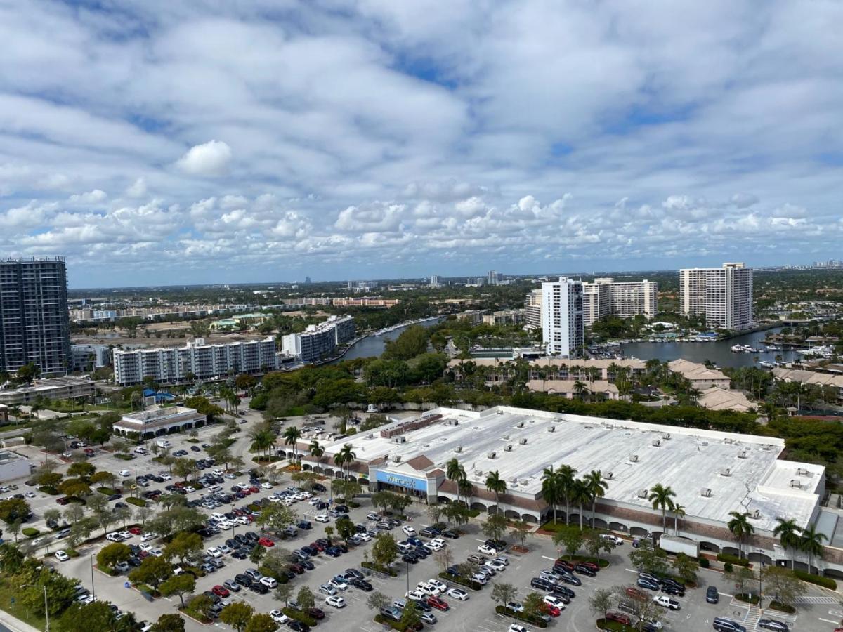 Apartment Relaxing Beachwalk Getaway For 4 Guests 405b